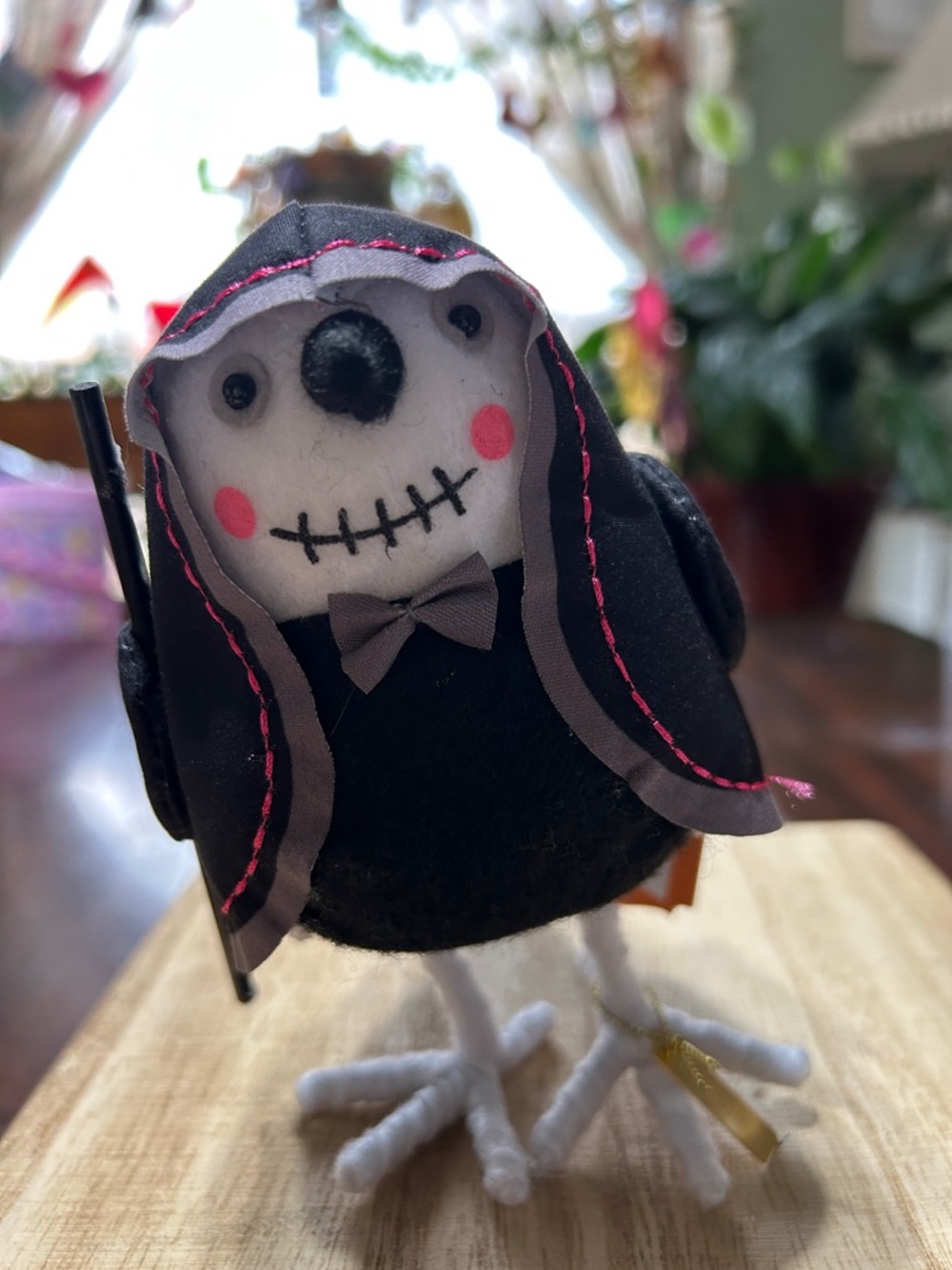 Hyde and Eek! Boutique Featherly Friends “Hoodie” Felt Bird Figure 2024 NWT